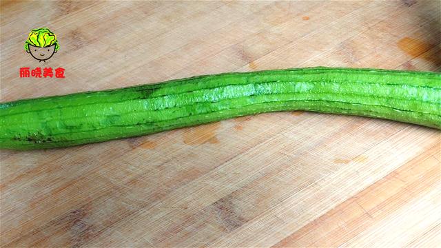 最好喝的丝瓜汤的做法，最好喝的丝瓜汤的做法西红柿（丝瓜汤最解馋的做法）