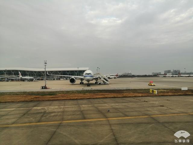 公务舱有什么待遇，飞机公务舱有什么待遇（全套公务舱待遇真的超享受）