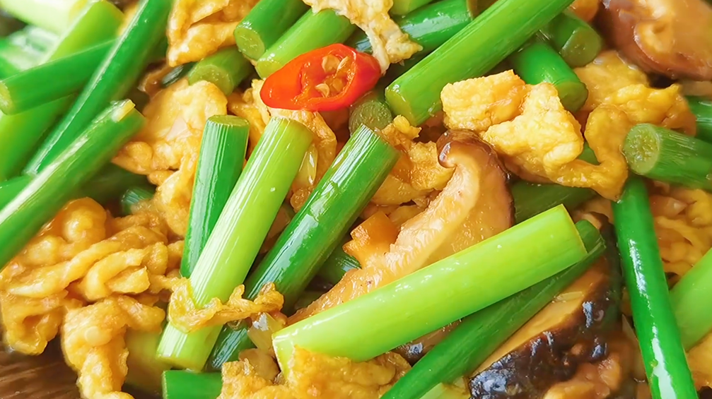 图片[7]-【蒜苔炒鸡蛋】做法步骤图 营养不流失 脆嫩又入味-起舞食谱网