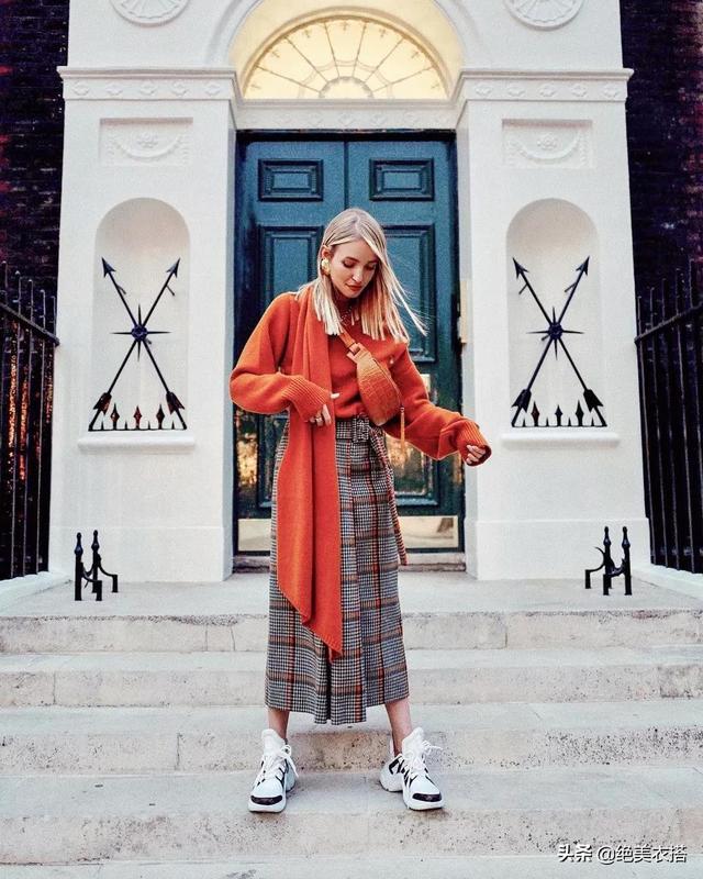 羊绒羊毛衫用什么洗最好，羊绒衫羊毛衫用什么洗好（秋冬毛衣/羊毛/羊绒衫起球、扎人怎么办）