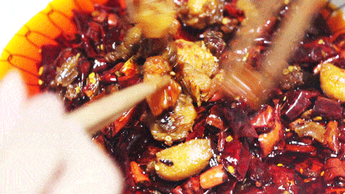 跳水兔的正宗做法四川，自贡跳水兔的做法（四川人的命，都是兔肉给的）