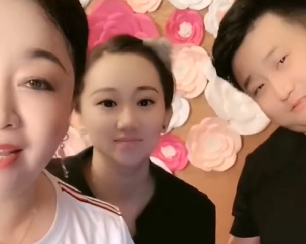 丫蛋儿的现任老公是谁，丫蛋儿（丈夫小鹏飞状态不如前夫）