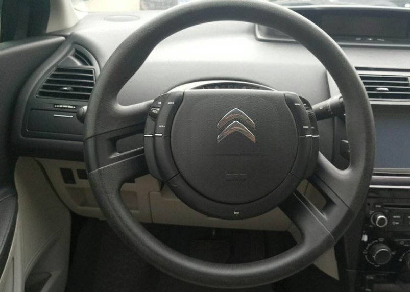 爱丽舍火花塞多少钱(方向盘转) - 价格百科