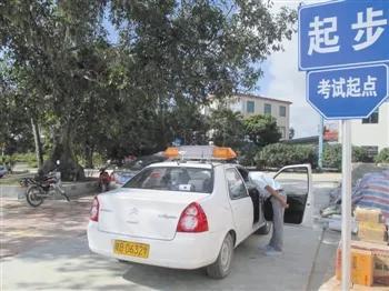 驾考科目三--路考灯光使用--捷达车，捷达车科目三灯光考试（科目三灯光速记及考试全部流程操作）