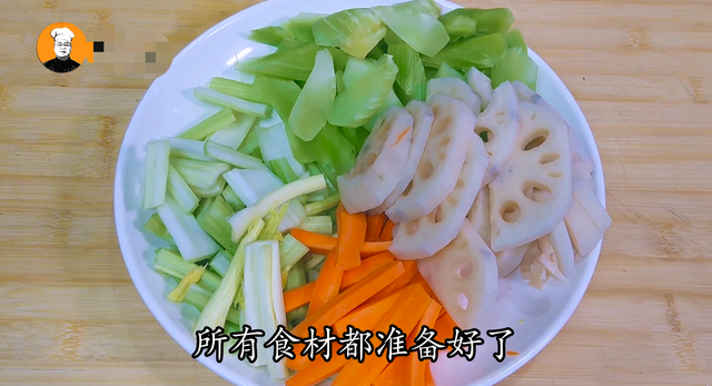 麻辣香锅的配料，想吃麻辣香锅不用去饭店了