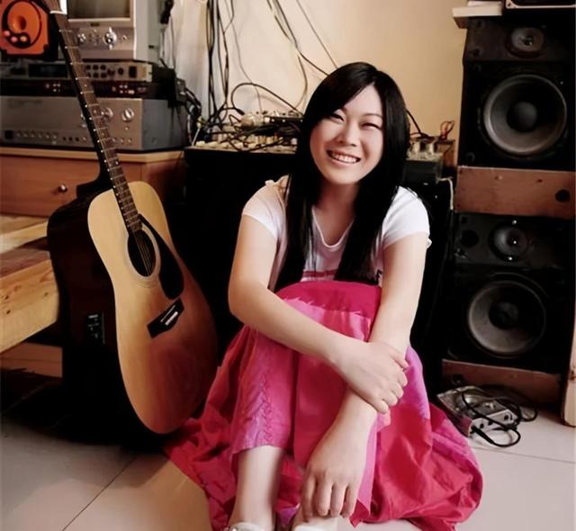 西单女孩 春晚，西单女孩任月丽捐款5万（11年前凭春晚走红,发誓要做第二个董明珠的
