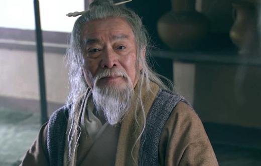 给张良太公兵法的人是谁，给张良太公兵法的人是谁的手下（从落魄公子到行刺之人）