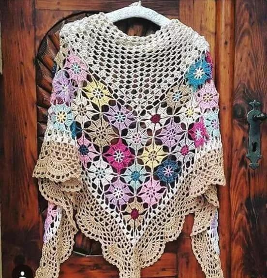 三角围巾的围法，三角形围巾有什么系法（钩几件特美的三角围巾披肩）