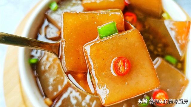 魔芋豆腐的功效与作用，魔芋豆腐的功效和禁忌是什么（少吃猪肉多吃魔芋豆腐）