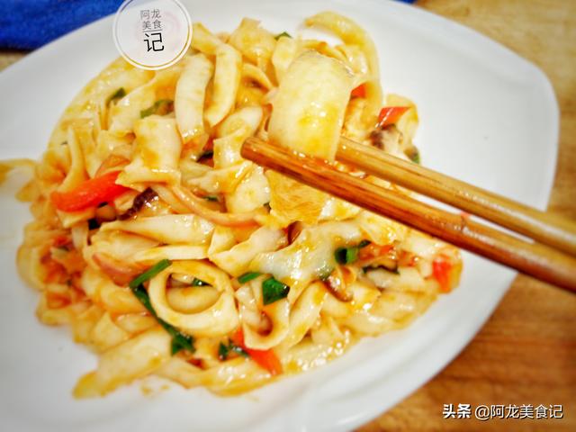 生面怎么炒，生面可以直接炒吗（炒刀削面别直接下锅）