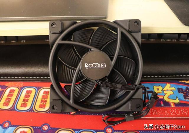 cpu风扇方向，cpu风扇朝哪个方向（科普小知识帮你省时间——超频三东海风云）