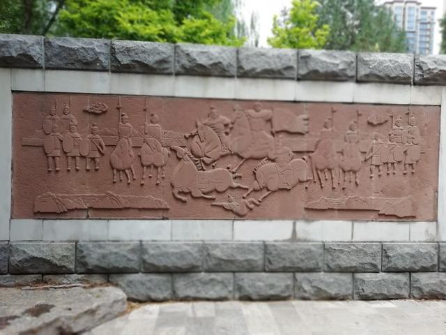 太阳地球月亮运行图，地球月球运动轨迹图（公园虽小，历史文化元素不少）