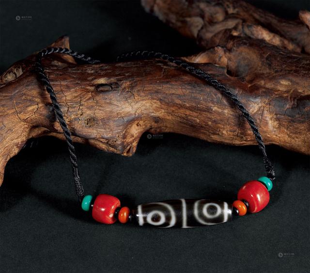 赤珠是什么，赤珠是什么材质（中华奇石丨西藏——天珠：解析）