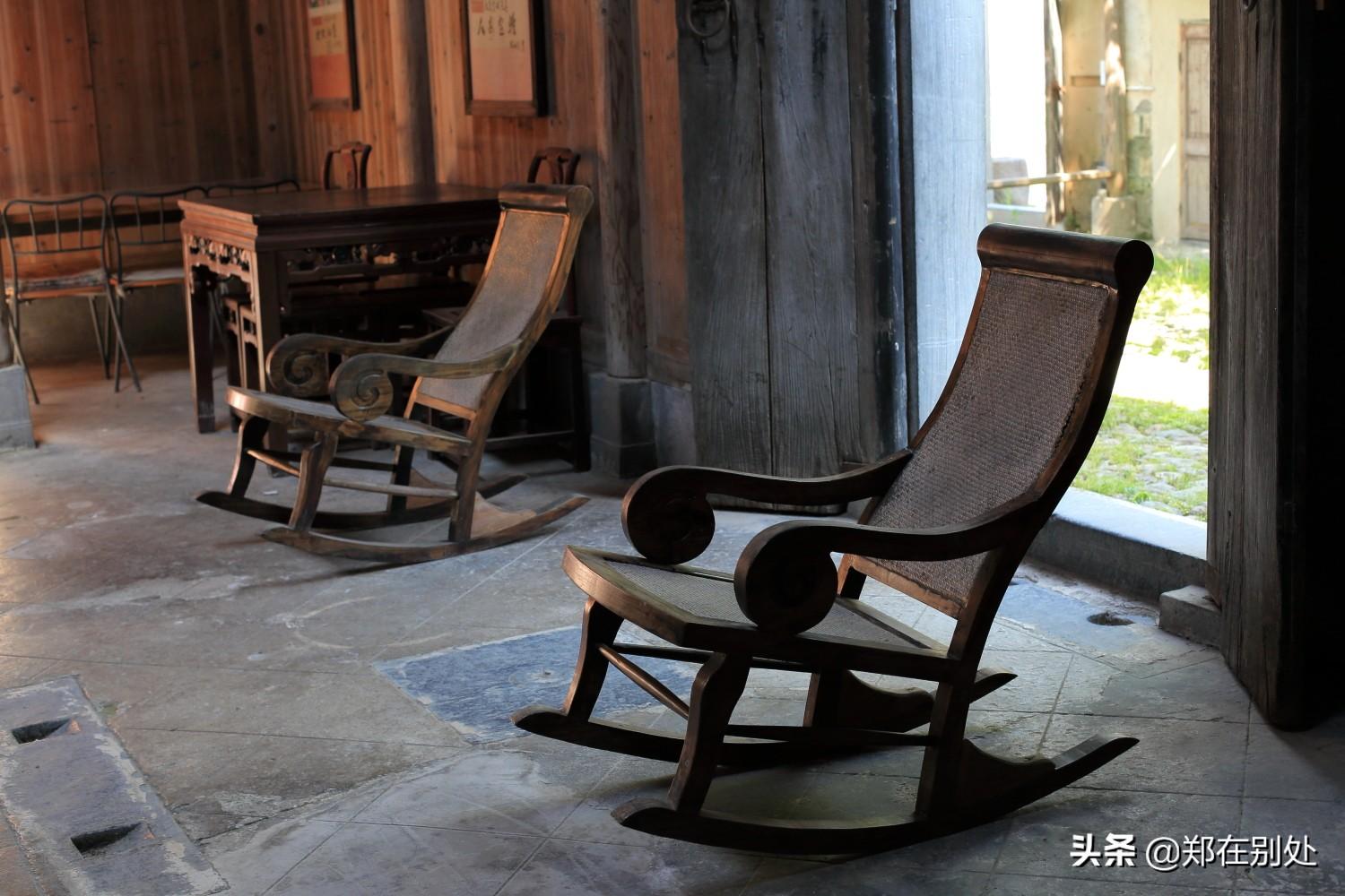 附近有什么酒吧，附近有什么酒吧可以玩（郑在碧山村：牛栏酒吧）