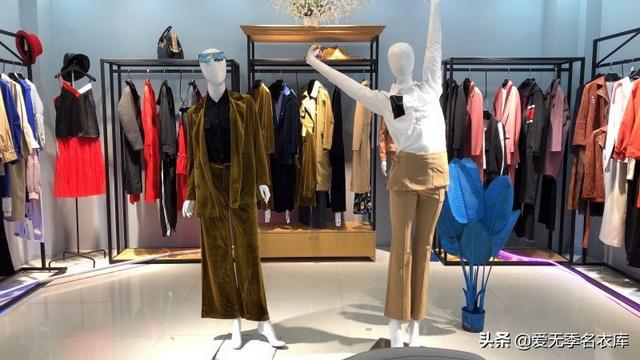 开服装店怎么找货源，开服装店如何找货源（开服装店的货源怎么组织）