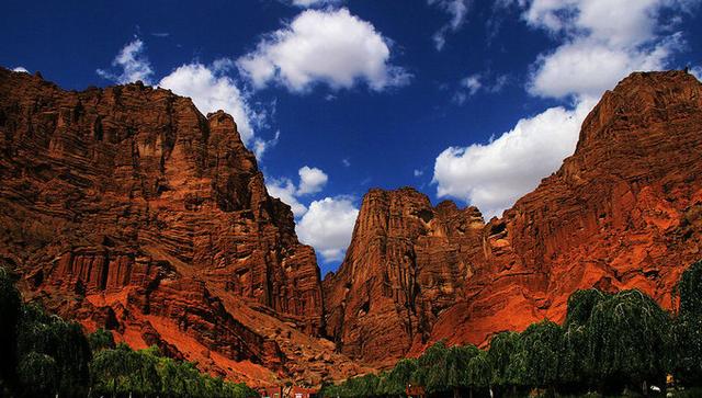 乌鲁木齐到布尔津，乌鲁木齐到布尔津怎么走（新疆最美自驾路线之一）
