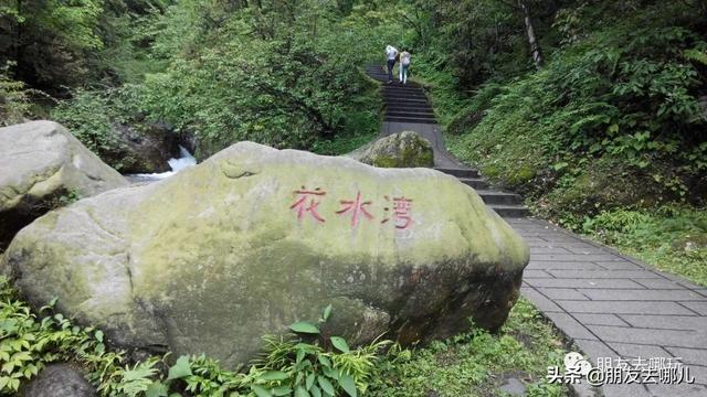 西岭雪山攻略一日游，西岭雪山攻略（成都周边风景绝美适合徒步拉练的好地方）