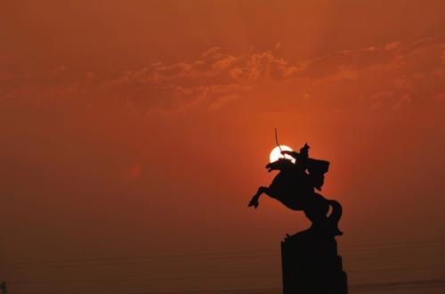 秦国是现在的哪个省，秦国都城咸阳在现今的陕西境内（战国七雄的都城位于今天哪些地方）