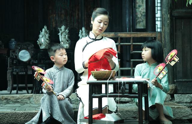 碟仙真的存在吗，碟仙是真的么（《碟仙》首日卖出275万票房）