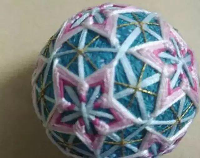 简单圆球结编法，手绳收尾球（带你入门手鞠球的第一课）