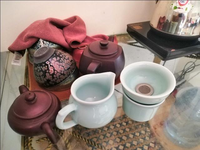 推杯换盏是什么意思，推杯换盏的盏的意思（推“杯”换“盏”）