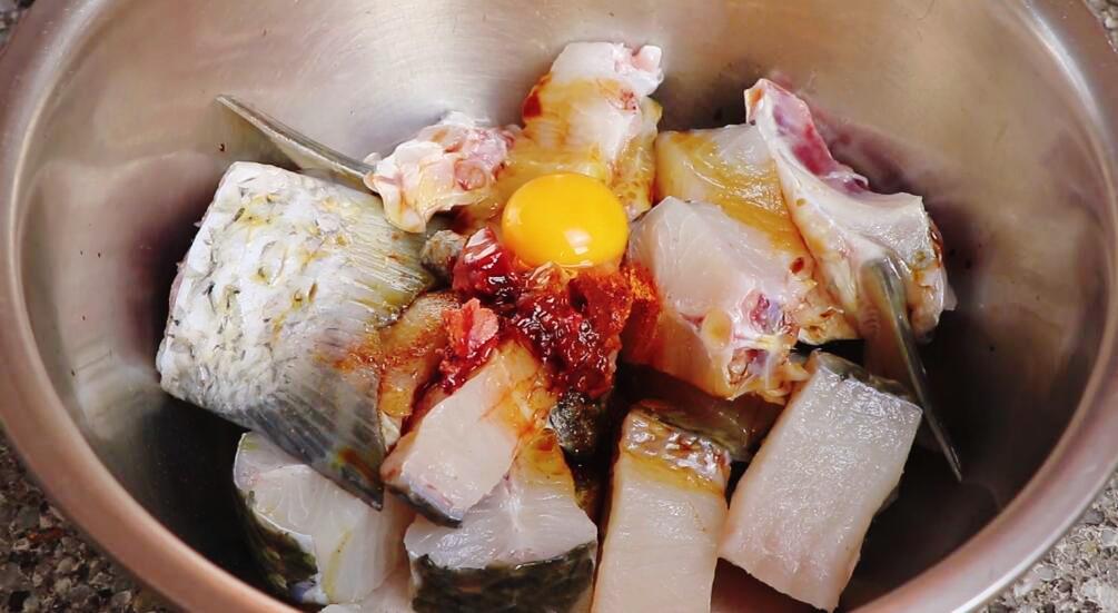 圖片[3]-【椒鹽魚骨】做法步驟圖 一手魚骨 一手啤酒太爽了-起舞食譜網