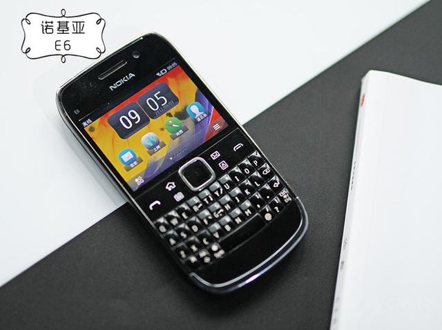 诺基亚全键盘触屏，全键盘的诺基亚手机有哪些型号（“硬核”全键盘诺基亚E系列来打脸了）