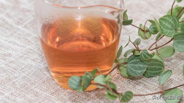 什么颜色叫做肉桂色，什么颜色叫做肉桂色呢（大红袍、肉桂、水仙分不清）