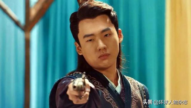 蹩脚和蹙脚有什么区别，蹩脚还是蹩脚（边骂边笑追完《赘婿》）