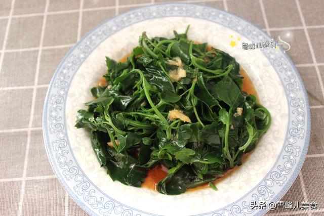 灰灰菜怎么吃，春天这菜路边就有（灰灰菜能吃吗）