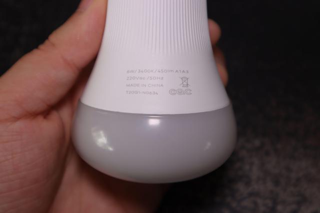 led灯泡螺口有几种，用得起的好光——魅族