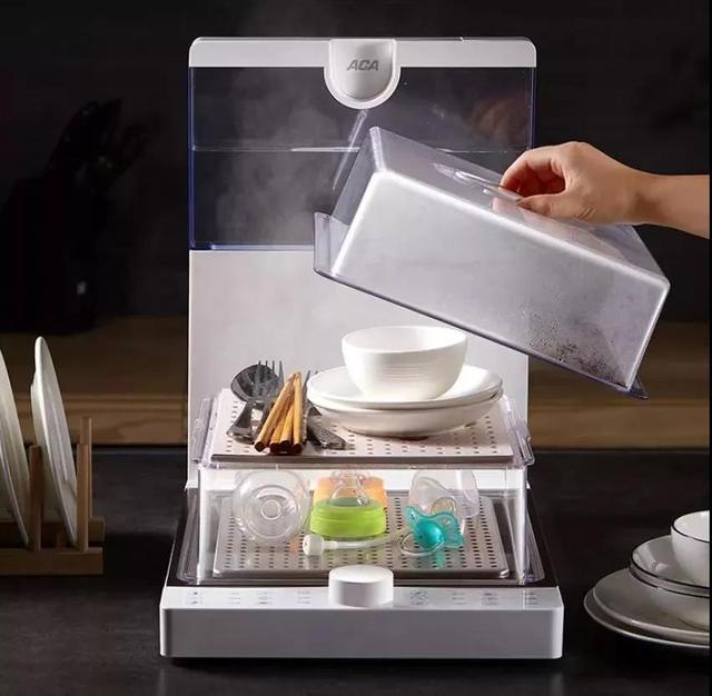 如何用蒸锅热饭，如何用蒸锅热饭视频（这个蒸锅能一次搞定全家饭菜）