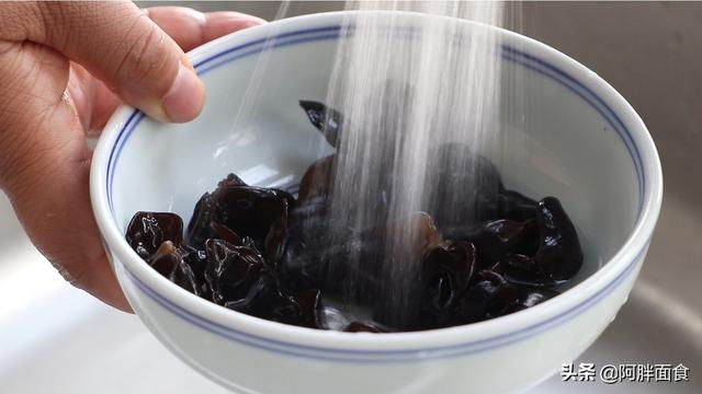 炒山药的功效与作用，麸炒山药的功效与作用（这个我家早餐经常吃的）