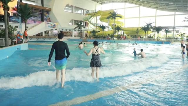 温都水城怎么样，温都水城开业了吗（一年四季都能玩水的水上乐园）