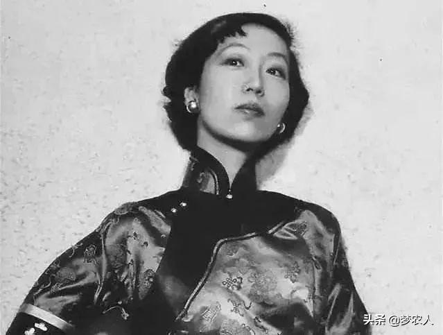 赞美女生气质和才华的句子，赞美女人有才华有气质的句子摘抄（五大才女最经典的十大名句）