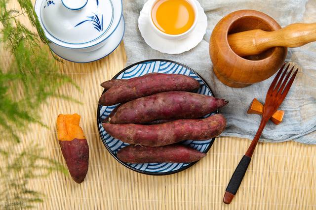 白薯蒸多久能熟透，白薯蒸多长时间能熟（掌握3个技巧）