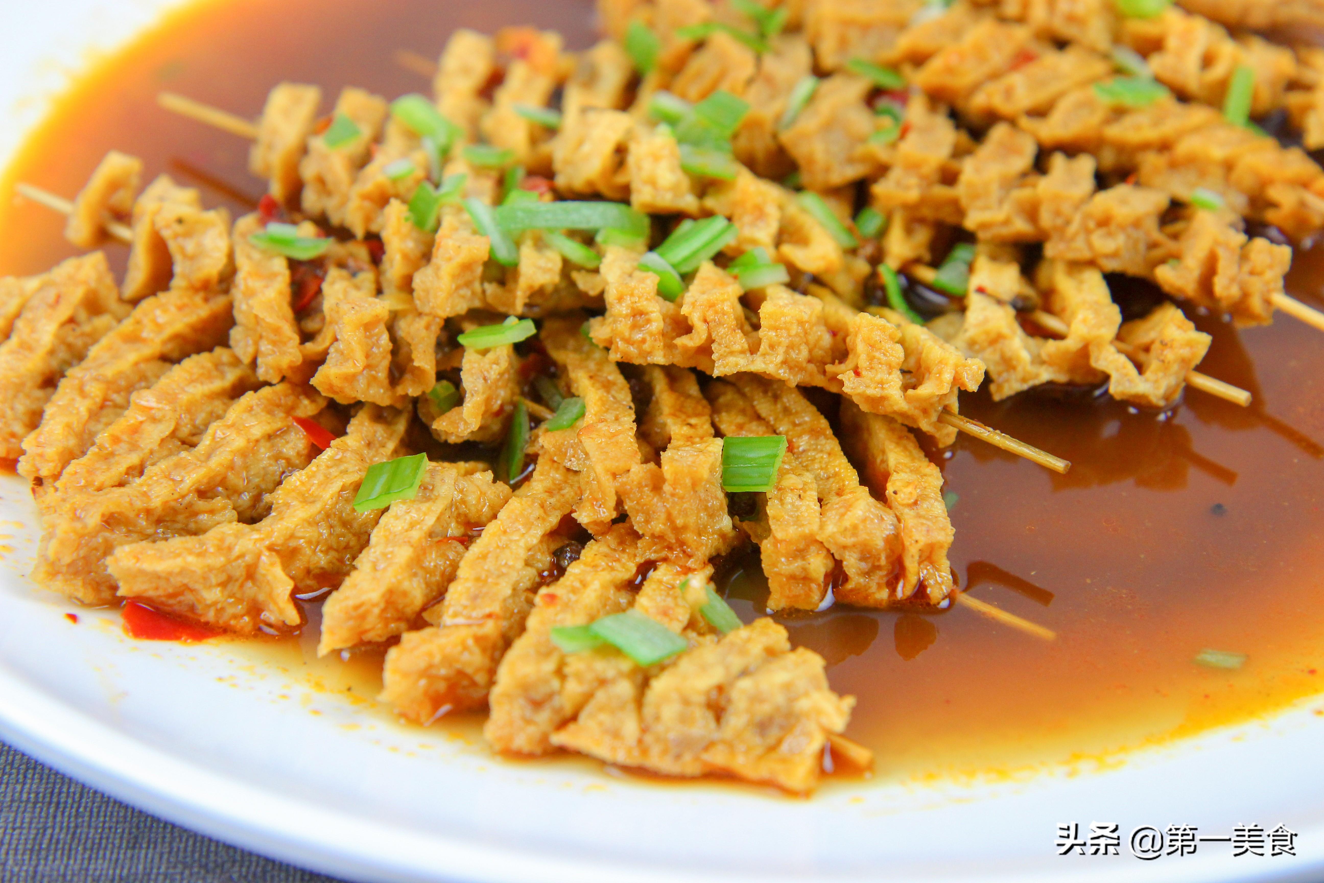 豆腐串怎么做好吃,麻辣豆腐串怎么做才好吃(在家就能轻松卤出美味的