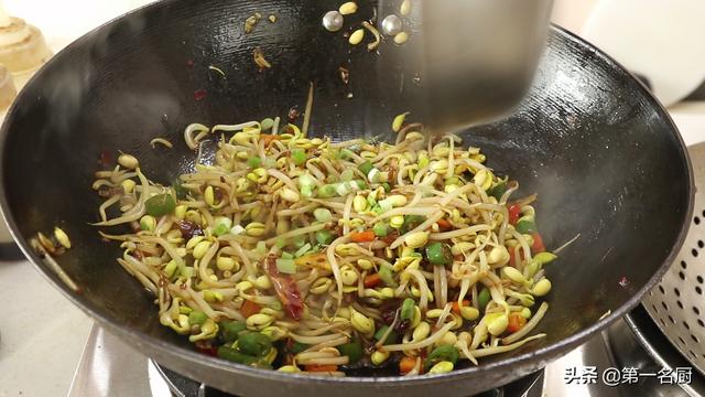 黄豆芽怎么做好吃，绿豆芽怎么做好吃（大厨分享小技巧）