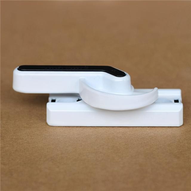 窗户锁扣种类，窗户锁扣有哪几种（窗户锁扣坏了怎么修）