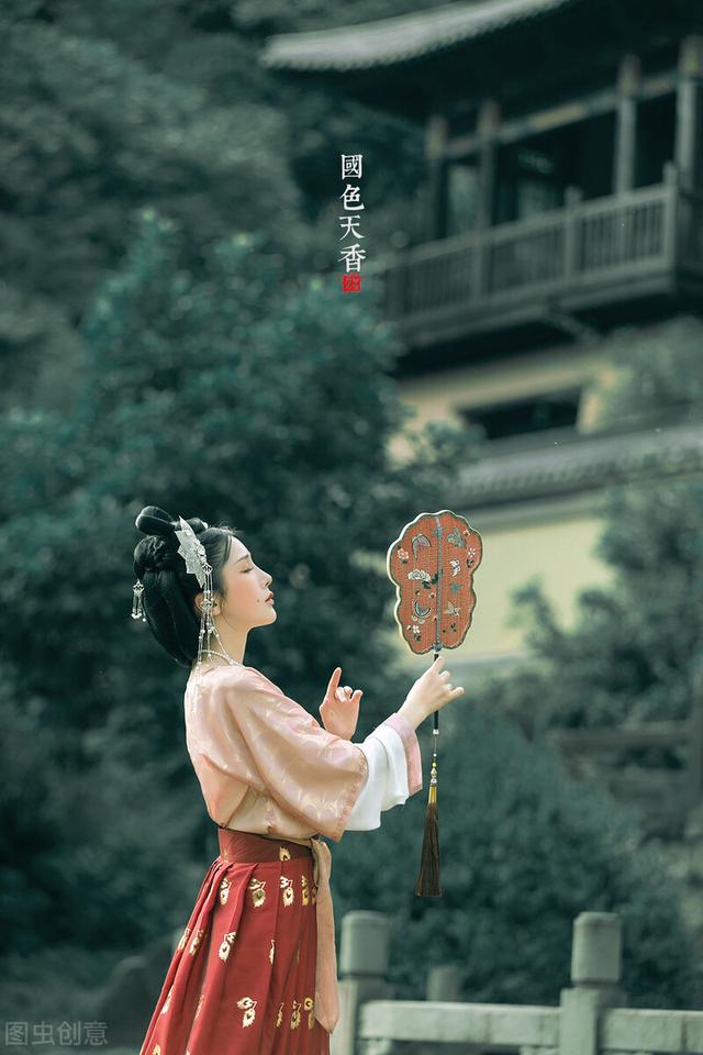 摄影构图的三大要素，摄影三要素是什么（摄影的构图三要素）