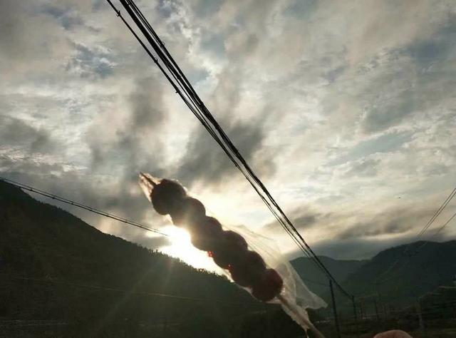 伤感   失恋，微信头像，伤感   失恋（限量版+丧+套图）