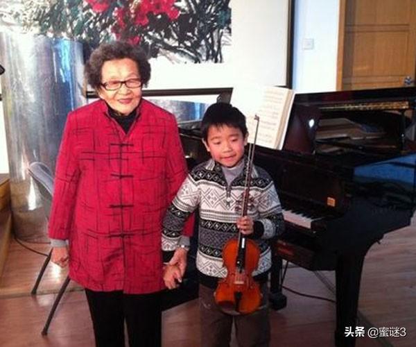 杨秉荪为什么不复婚，杨秉荪（毕生执着于钢琴造诣的中国第一代钢琴家）