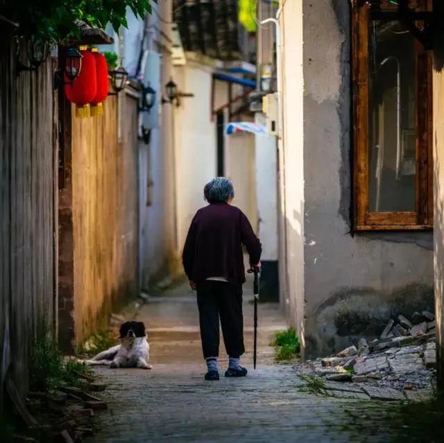 磕大头对身体好的案例（脑梗致右半身瘫痪）