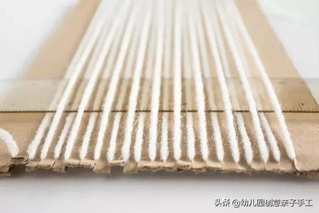 创意书签制作方法，阅读书签制作（毛线创意手工-杯垫、书签和挂饰）