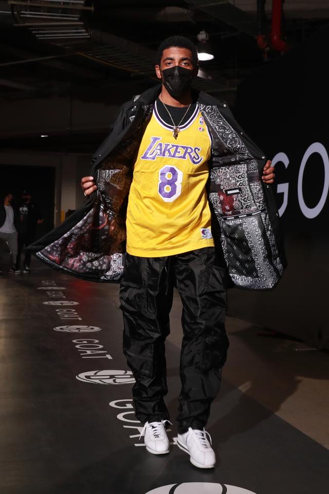 科比是几年几月几日离去，科比什么时候离去的（众多球员用自己的方式纪念黑曼巴）