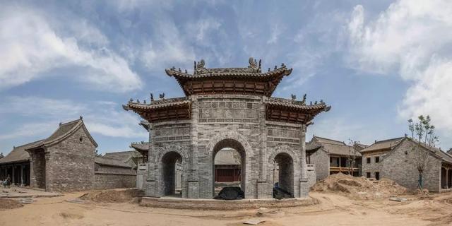 同盟古镇在哪，同盟古镇在哪个村（同盟古镇即将开业）