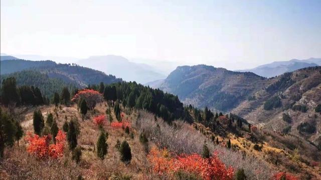 厦门青龙山溶洞，厦门秋天的白云洞