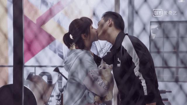 亲爱的热爱的韩商言，微信头像，亲爱的热爱的韩商言（面红心跳何止佟年）