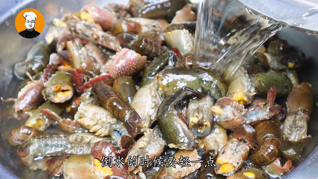 蒜蓉小龙虾的做法大全家常做法，蒜蓉小龙虾的做法（这才是蒜泥小龙虾的正宗做法）