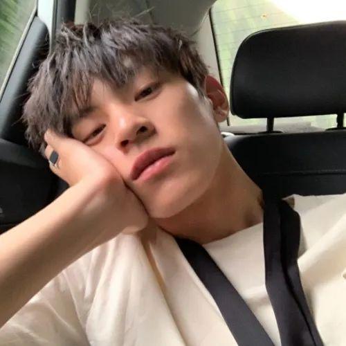 如果你不会回来 请把快乐还给我，微信头像，如果你不会回来 请把快乐还给我（微信头像 爱不释手）